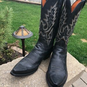 Lucchese mad dog goat boots